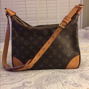 Exquisite Louis Vuitton Boulogne 30 shoulder bag